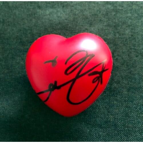 Hand signed Gfriend Yuju autographed concert ball heart ball limited 022019