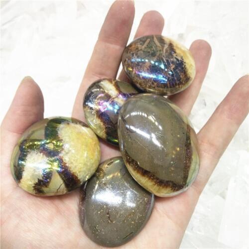 Wholesale price natural septarium rock quartz stone palm for hand healing 1pcs