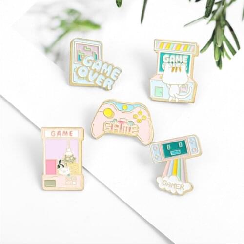 20/Lot Mini Game Console Badge Alloy Metal Brooch Figures Pin For Lapel Action Toy