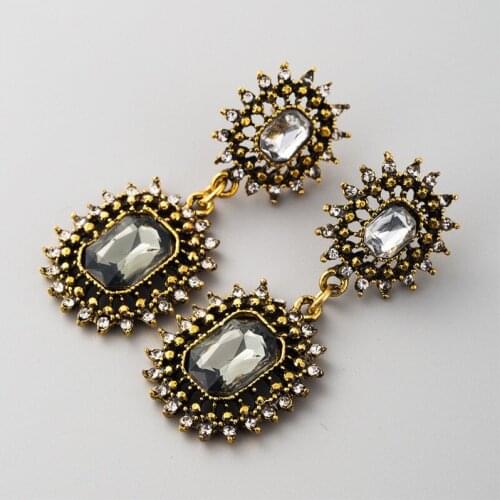Vintage Palace Earrings for Women Crystal Bohemia Jewelry Baroque Party Female Accessories Gold Drop Earrings Wholesale