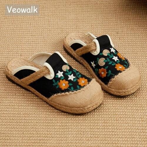 Veowalk Flowers Embroidered Women Handmade Linen Cotton Espadrilles Mules Summer Ladies Comfortable Flat Slippers Vegan Shoes