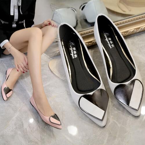 Womens Shoes Spring Autumn 2021 Office Ladies Heart Decoration Pointed Toe Pumps Female Footwear Fashion Flat Pu Leather Shoes