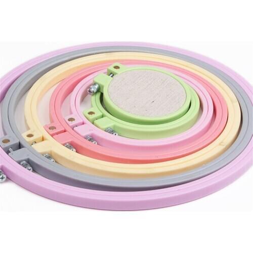 Embroidery Frame Plastic Circle Cross-Stitch Hoop Ring Home Handmade DIY Tool, Inner diameter 15cm Color Random