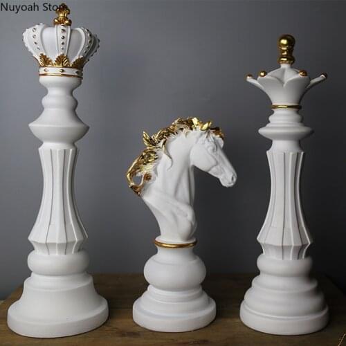Creative Chess Decoration Home Decoration Resin Animal Horse Statue Desktop Decoration Luxury Living Room Decoration Accessories