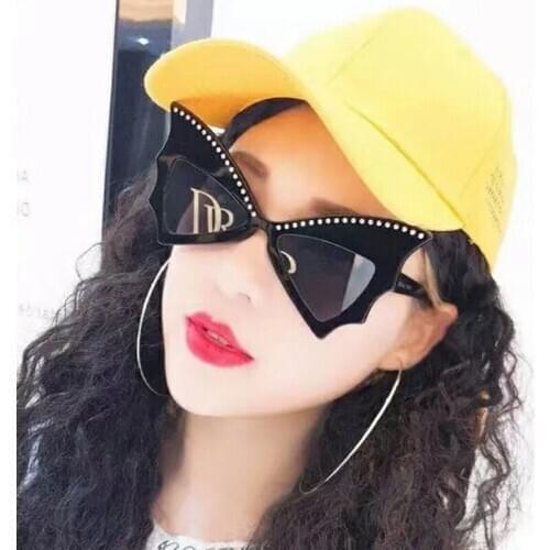 2020 Classic cat eye Sunglasses Vintage Brand Design Women Butterfly Sun Glasses Rivet Big Frame Fashion Female Glasses UV400