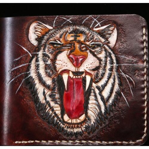 Hand-made Short Manual Sculpture Tiger King Wallets Purses Women Men Clutch Vegetable Tanned Leather Thin Wallet Card Holder