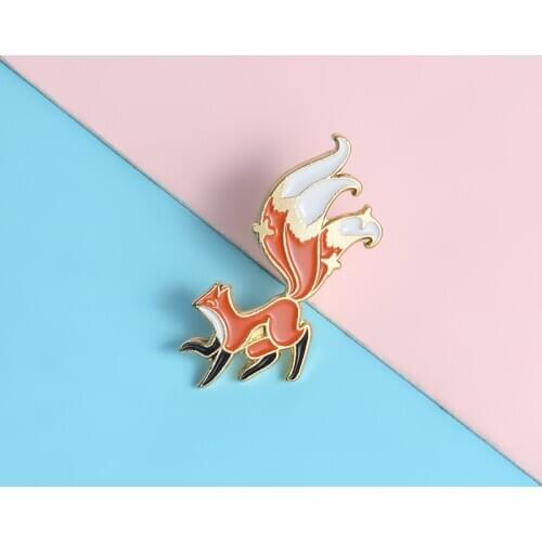 Cartoon Cute Small Fox Enamel Brooch Fashion Creative Three Tai Animal Badge Trendy Personality Lapel Backpack jewelry Gift