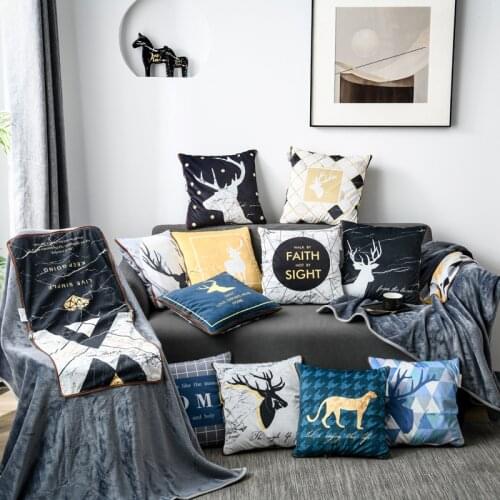 Cartoon Coral Velvet Throw Pillow Quilt Two-in-One Car Office Cushion Pillow