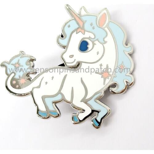Customized zinc alloy silver metal hard enamel animal pin metal horse high polish pin badge