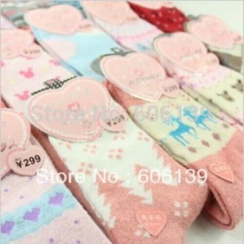Pregnant woman Cute cartoon winter wool warm thickening, female socks cotton socks Women winter sock wholesale 5pair