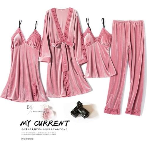 2020 Winter Warm Gold Velvet 4 Pieces Pajamas Set For Women Sexy Lace Long Robe Gown Pajama Sleepwear Kit Sleeveless Nightwear