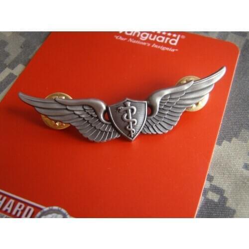 VIETNAM US ARMY OFFICER FLIGHT SURGEON WING SUBDUED CLUTCH BADGE PIN INSIGNIA