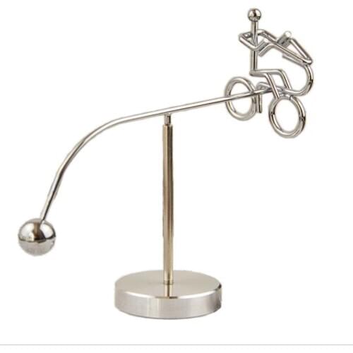 Metal Crafts Rotating Iron Man Tumbler Balance Home Desktop Decoration Ornaments Decompression Gadget Figurine Creative Gifts