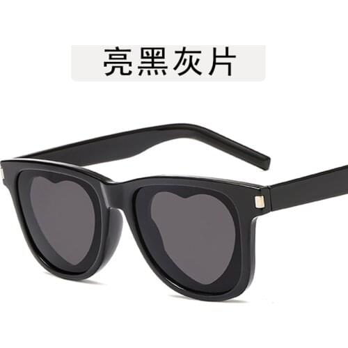 Heart Shape Retro Sunglasses Women Cat Luxury Brand Design Rivet Frame 2019 Eye Sun Glasses Shades Fro Women Vintage Fashion