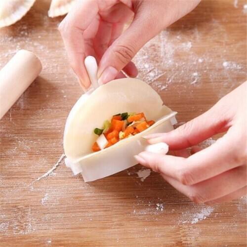 Creative Convenient Express Chinese Dumplings Molds Three-piece Sets with Rolling Pins Dumplings Household Kitchen Supplies