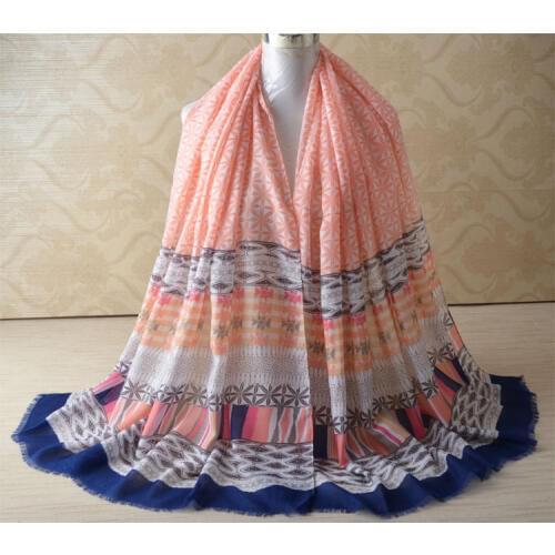 Women scarfs geometric scarf,plaid scarf,shawls and scarves,Muslim hijab,bandana,shawls wrap,cotton silk hijab,ponchos and capes