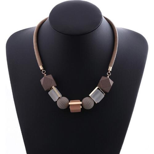 Fashion Geometrische Houten Kraal Cluster Ketting Color Wood Pendant Necklace