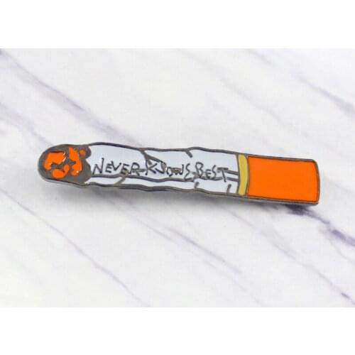 NEVER KNOW BEST Cigarette Brooch Personality Fashion Metal Enamel Pin Clothing Backpack Jewelry Smoking Harmful to Health Gifts