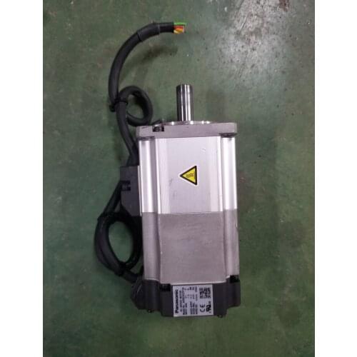 MSMD022P1B SERVO MOTOR , used in good condition . 80% appearance new , good working , free shipping