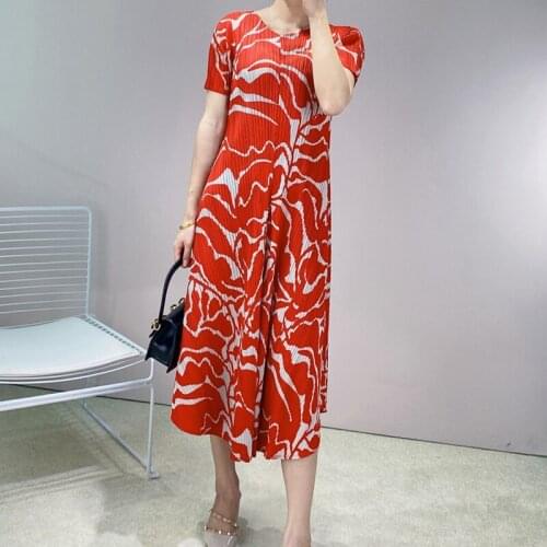 2021 Summer New Miyak Pleated dresses for women Fashion Printed Round neck short-sleeved Loose Large Size Swing dress Tide