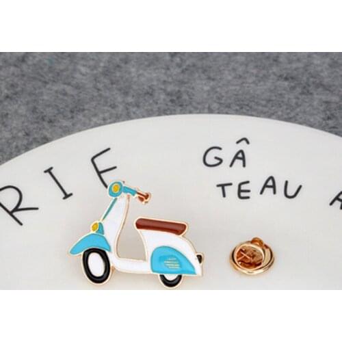 Fashion Bicycle Enamel Lapel Brooches Badges Backpack Cute Pins Gifts For Friends Wholesale Jewelry