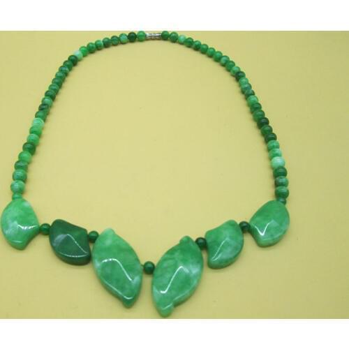 KYSZDL Green yu stone leaf shape with decorative Necklace Fashionable Women short style stone Necklace jewelry gift