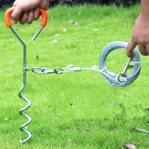 Outdoor pets sturdy and durable to prevent escape Spiral nails fixed pile dog pile+double hook steel wire rope support