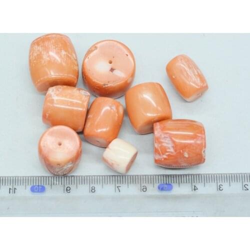 250PCS/lot (2.1KG) last one / lot. 100% natural orange irregular coral beads