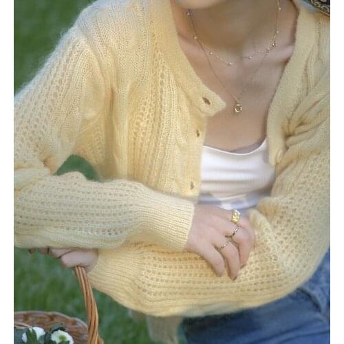 2021 New Womens Elegant Long Sleeve Loose Sweater Single Breasted Female Short Cardigan Soft Flexible Knitted Outwear