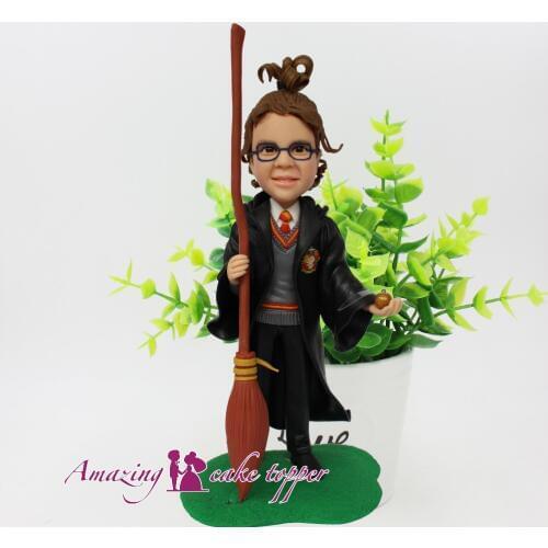 Handmade Polymer Clay Dolls Custom Bobblehead Cake Topper Birthday Cake Topper Gift Home Decoration Statue Sculpture