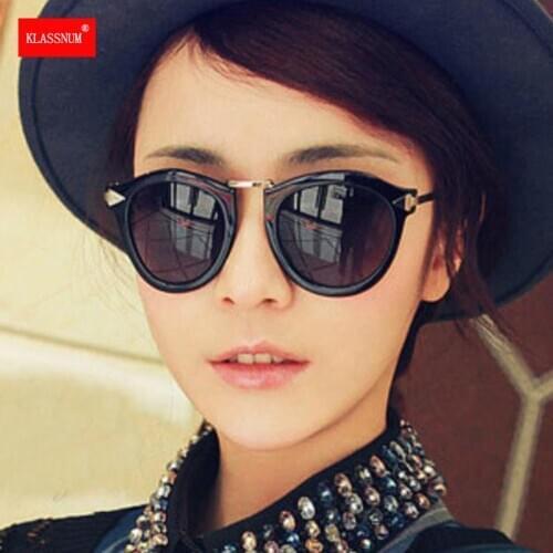 1pcs Cat Eye Sunglasses Vintage Fashion Framed Triangle UV400 Metal glasses New Trendy Tinted Color Vintage Shaped Sun glasses