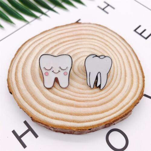 Cartoon Teeth Enamel Brooch Medical Organ Expressions Alloy Badge Denim Shirt Bag Pin Jewelry Accessories Gifts For Friends