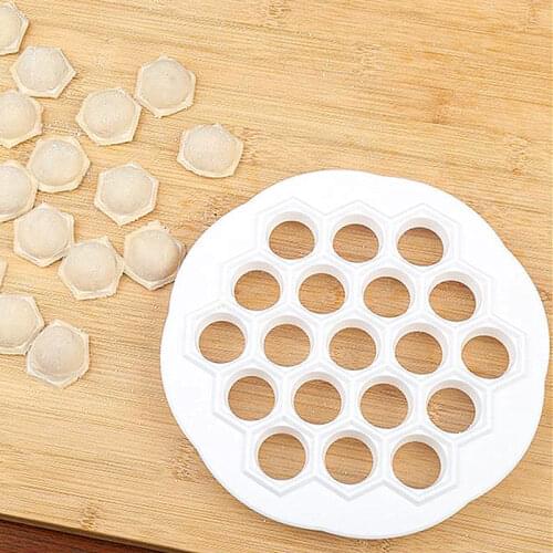 Dumpling Mould Plastic Ravioli Maker Kitchen Gadget Ravioli Maker Dumplings Maker Meat Dumplings DIY Maker