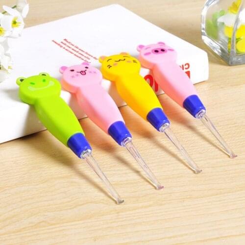1 pcs Clean Tweezers Ear Syringe Cute Animal Plastic kid Flashlight Ear Pick Ear Wax Remover Baby Health Care tool