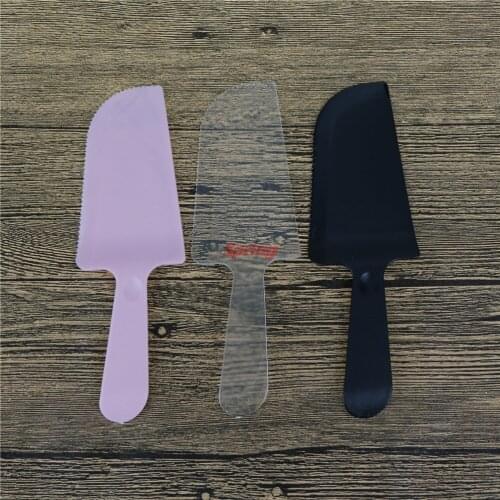 Hot 1PCS Fondant Pastry Cake Cutter Plastic Spatula Cake Cream Knife Smoother Icing Frosting Spreader Diy Tool 3Color