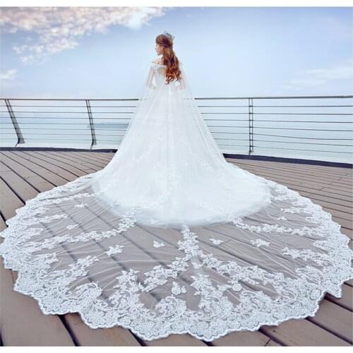 New Arrival Wedding Veil Luxury 4 Meters Long Full Edge Lace One Layer White Ivory Tulle Bridal Veil with Comb Veu de Noiva 2021