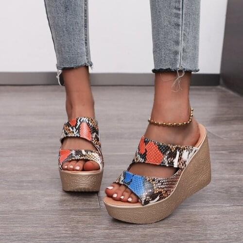 2021 Womens Slippers Summer Platform Wedge Slippers Women Sandals High Heels Slippers Beach Slides Woman Black/red Slippers