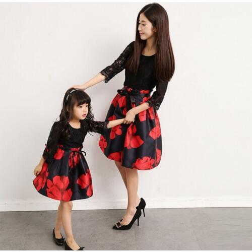 Mom daughter dress matching costume women girl baby clothes party mom and my clothes family look clothes photography