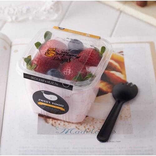 Disposable Plastic Square Mousse Box Yogurt Fruit Container Baking Tool Take-out Carry Bowl Cake Display Box Pudding Wrapping