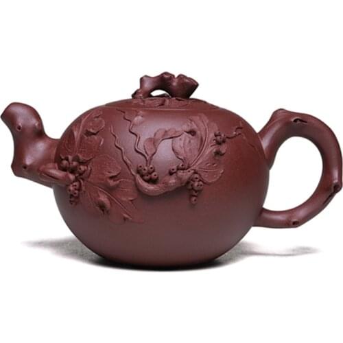 Zisha Yixing Zisha Teapot Master Handmade Raw Ore Clear Cement Squirrel Grape Teapot Chinese Tea Set Household Teapot