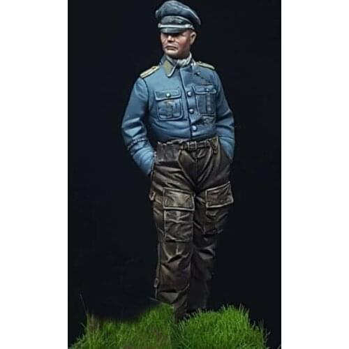 65MM Resin Figure Building Kit Officer (No Base)