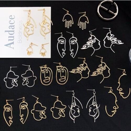 Punk Human Face Drop Earrings For Women Retro Abstract Hollow out Statement Hand Metal Fashion Dangle Earring Jewelry