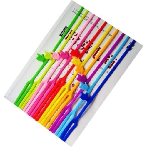 Wholesale 500 pcs Creative Learning Supplies Gifts Silicone Finger Bookmarks SN1074