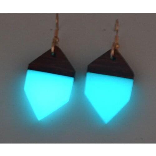Special earrings, ancient wood with resin, need to shine in the dark after absorbing light, womens jewelry wholesale