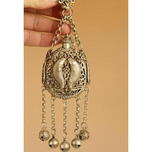 TIBETAN SILVER PISCES FISH HOLLOW OUT SNUFF BOTTLE PENDANT BELL DECORATIVE OLD