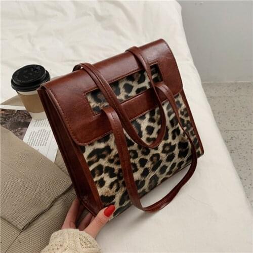 Vintage Womens Leopard Shoulder Bag 2021 New Large Capacity Spring Summer Handbags for Woman Fashion Female Tote Bags