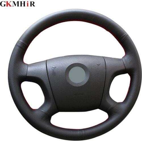 Steering Wheel Cover Hand-stitched Soft Artificial Leather Black Car Steering Wheel Cover for Old Skoda Octavia Skoda Fabia