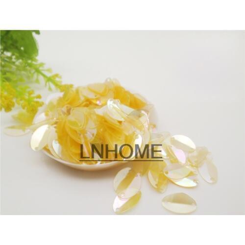 1000pcs 8*13mm Cup Oval Folded Sequins Horse Eyes Shape For Crafts Paillettes Sewing Accessories Yellow Transparent Spangles