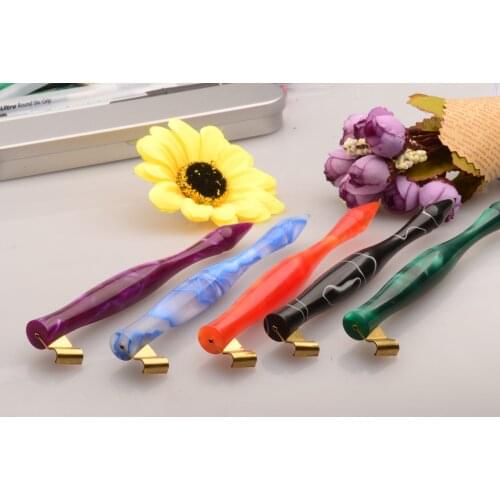 High-profile Handmade Resin English Calligraphy Copperlate Es Er Oblique Round Dip Pen Holder