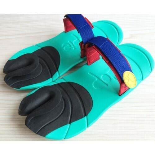 Unisex fashion slip-on sandals flip-flops non-slip soft sole beach shoes lovers casual toe cap sandals Aqua shoes